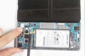 三星Galaxy S10屏幕拆解更换教程