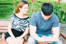 学会这一招，可以防止别人偷看你的手机，超好玩太有趣视频封面