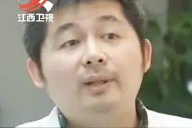 右肾消失医生猜测是萎缩，男子不认同拿出证据，医院也保存了证据视频封面