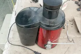 榨汁机不工作？有时不一定是坏，注意一些细节视频封面
