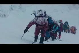绝命海拔：登上珠峰如此艰难，为何还有这些人前赴后继的去攀登它视频封面