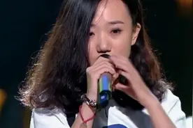 《斑马，斑马》：不爱主流爱民谣的姑娘，不妥协、不逐流视频封面