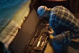 带着棒球帽的杰森斯坦森更不好惹 尤其是切换到杀神模式的时候视频封面
