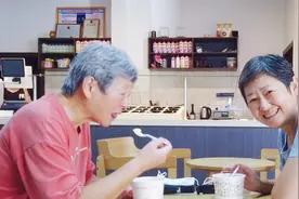 方便了，海南离岛免税店入驻万宁了，看看万宁淡季时节的奥特莱斯视频封面