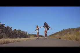Seve鬼步舞原版MV!跟着妹子去旅行