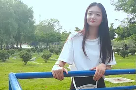 冷漠，云菲菲一首情歌对唱《爱的血泪史》，唱出多少人心中的痛！视频封面