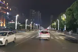 今天来南通帮助粉丝解决问题，看看大南通的夜景，不亏是二线城市视频封面