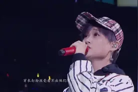 李宇春首曝家装内景，厨房太接地气，更让人触动的是她父母的变化视频封面