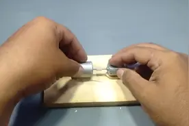 用小马达带动电机发电，能量相互转换的黑科技视频封面