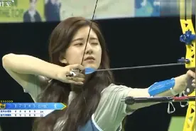 赵露思射击信心满满，笑容真是太可爱了。视频封面