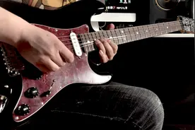 李荣浩版《爱我还是他》间奏电吉他solo 独奏音乐