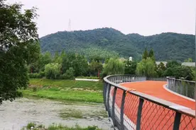 杭州临安区青山湖科技城房价两万多一平，有山有水通地铁