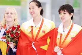 回顾：游泳队“刘子歌”嫁给比自己大23岁的教练，如今婚姻幸福视频封面