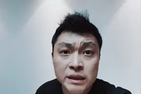 新疆葡萄吃起来香甜可口，可以用来酿酒吗？视频封面