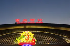 8月20日实拍重庆最最最不方便高铁站，一瓶脉动八块钱视频封面