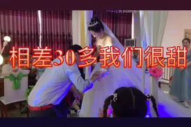 90后夫妻最萌身高差相差30厘米，生活并没有不便，他是我的保护伞