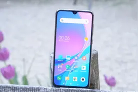 拥有NFC功能的手机，这三款满足需求，售价仅需千元视频封面