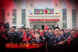 快闪！西藏那曲巴青公安民、辅警唱响《我和我的祖国》，献礼祖…视频封面