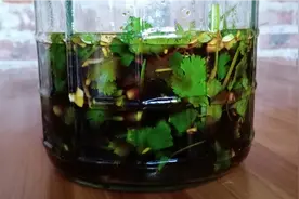 妈妈教的泡香菜方法，香辣美味，好吃下饭视频封面