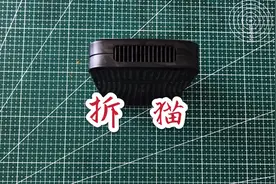 原来电话线上网必备的设备，叫猫 也叫调制解调器，拆开看看