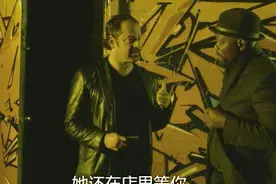 帽子男真酷，我心中的男神就是他，救人不留名！视频封面