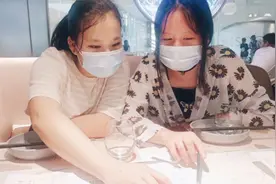 三位小姐姐48小时没睡觉 ，又逛街一整天，这种感觉你体验过吗？