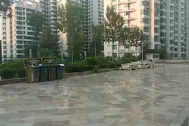 小区的充电桩好便宜啊，一块钱可以充6小时视频封面