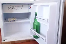 冰箱长时间不用该怎么处理？需要长期断电的冰箱应该这样处理