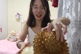 榴莲怎么买最划算？对比各大电商平台，95后沪漂小渔买到最值榴视频封面