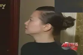 4年前闺蜜拆散他们嫁给男子，如今初恋女友回头报复如今她遭报应视频封面