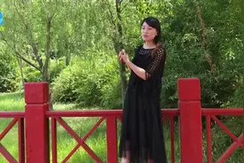 整天用手机拍照，居然不知道光圈用处这么大，看完长知识了视频封面