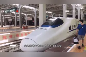 重庆西站离市区距离太远.跑的汗流夹背结果列车晚点了视频封面