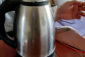 家里的热得快烧水壶坏了，咱们修一下