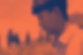 2020最新伤感情歌《爱情不相信眼泪》