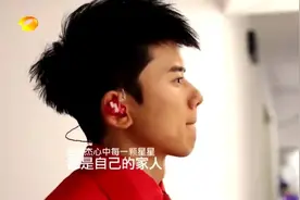 张杰演唱会票房火爆，经纪人为没票却不愿离去的星星们送票，温暖