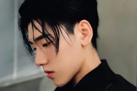偶像练习生中成功出道的王子异，只知道家境殷实，但竟这么豪！视频封面