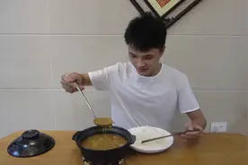 超娃牌印度美食咖喱饭，做成了这黄黄的样子，真的是一言难尽视频封面