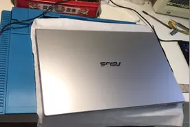 如何给华硕笔记本加装内存条视频封面