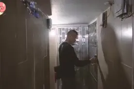 香港60岁露宿者得到慈善团体帮助重投社会，还做义工帮其他露宿者视频封面