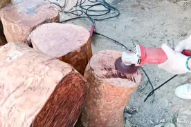 自制木桩家具开始打磨抛光，这个角磨机很抖的，比抖音还抖，手麻