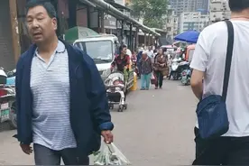 天水市南大桥菜市场，像80年代的，景象视频封面