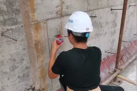 楼层打的50线什么作用？工地施工员用水准仪引标高，楼层全是50线