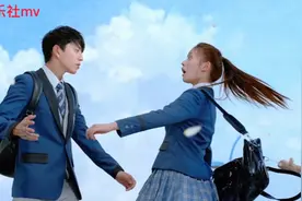 一首龙梅子 老猫《爱情专属权》听的爱情来的好幸福！