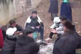 四川彝族大凉山，一户穷人家办酒，像缅甸一样视频封面