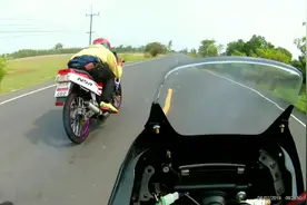 川崎Kawasaki - KR150 vs  本田HONDA - NSR150视频封面