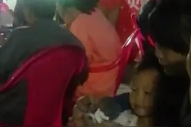 泰国女妖，美不美，看大腿😂视频封面