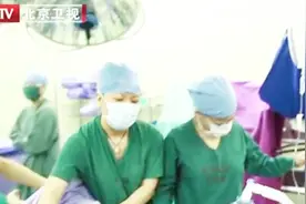 熊猫血妈妈5：医院决定去血库调血，提起孩子时，孕妇露出了笑容视频封面