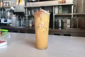 独家奶茶技术配方：打卡网红鲜百香果双响炮，味道酸甜到让你喊娘视频封面