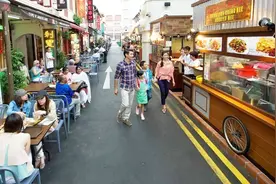 为什么现在新加坡说中文的人越来越少了？父母教孩子都用英文交流视频封面