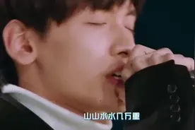 翟潇闻版《情深深雨濛濛》太好听了，苏有朋更是感触颇深！